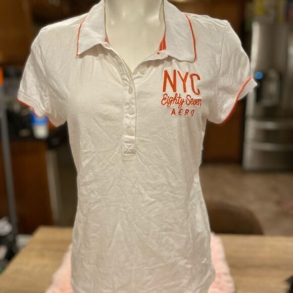 White polo  - Picture 1 of 4